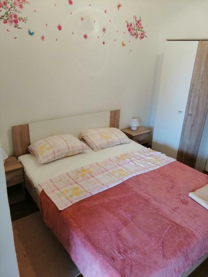 Apartman Tea Διαμέρισμα Πούλα Εξωτερικό φωτογραφία