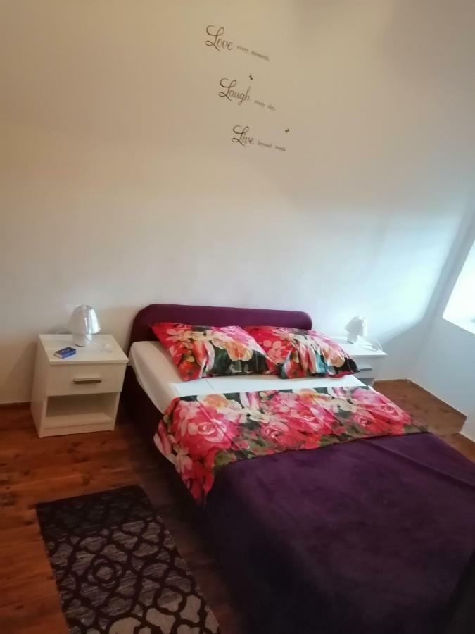 Apartman Tea Διαμέρισμα Πούλα Εξωτερικό φωτογραφία